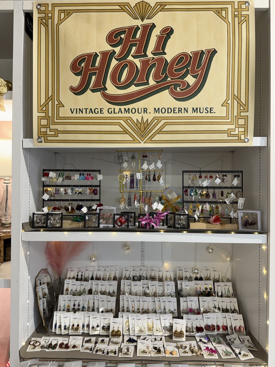 Hi Honey Jewelry Shop Painted Tree